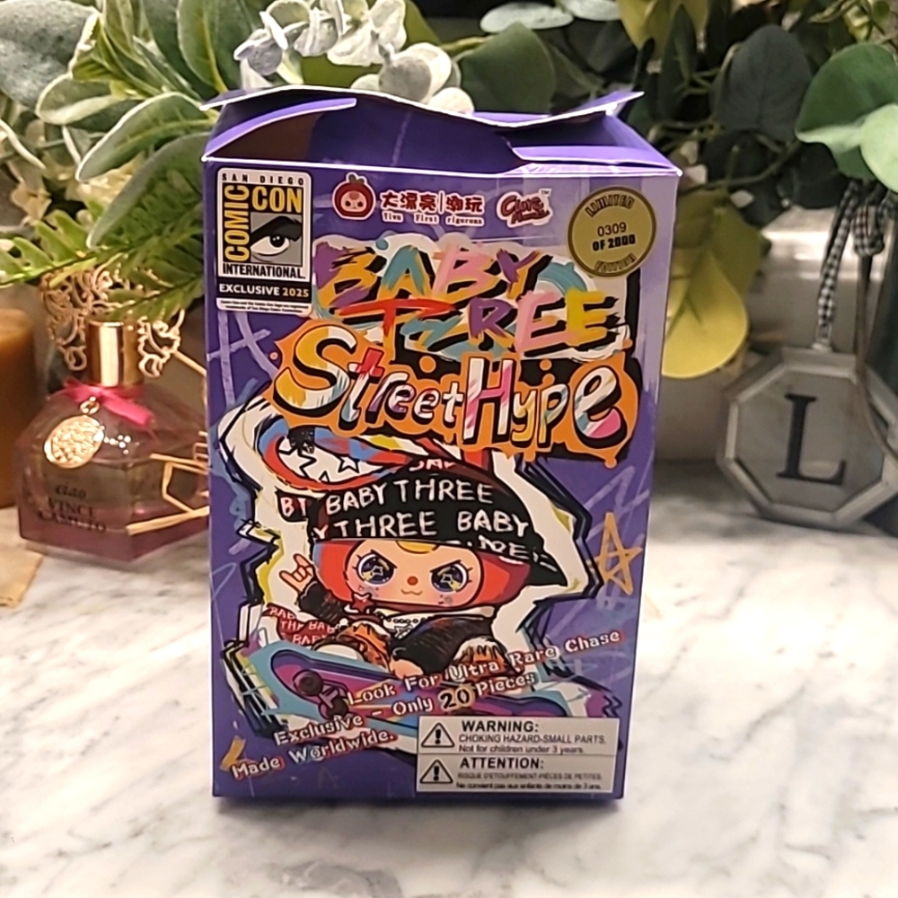2025 Street Hype - Comic Con BABY THREE Exclusive! #309 Out Of #2000 NEW - Picture 5 of 8